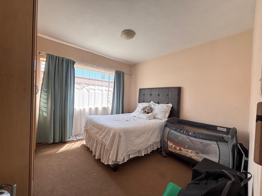 To Let 2 Bedroom Property for Rent in Pellissier Free State